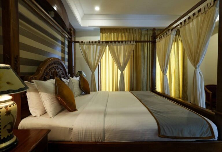  25 Hotels for unmarried couples in Chennai with local ID Proof